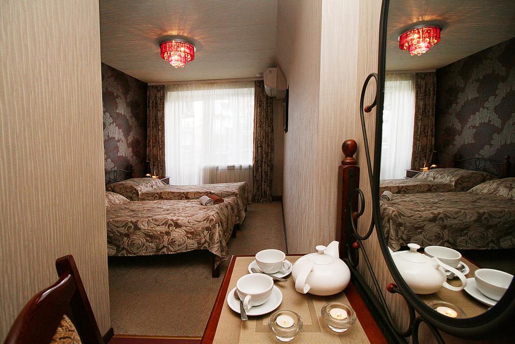 Druzhba Hotel And Restaurant Charkov Exteriér fotografie